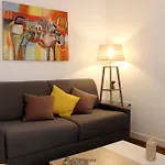 Comfort And Charm In The Heart Of Paris 9