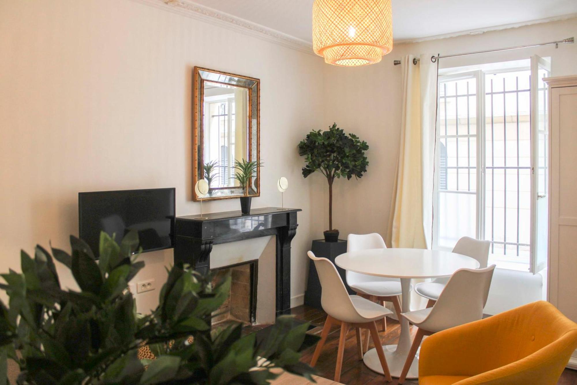 Appartement Comfort And Charm In The Heart Of 9 *